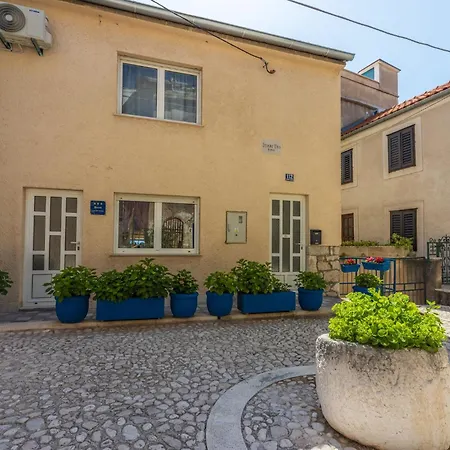 Mudrovcic Novi Vinodolski